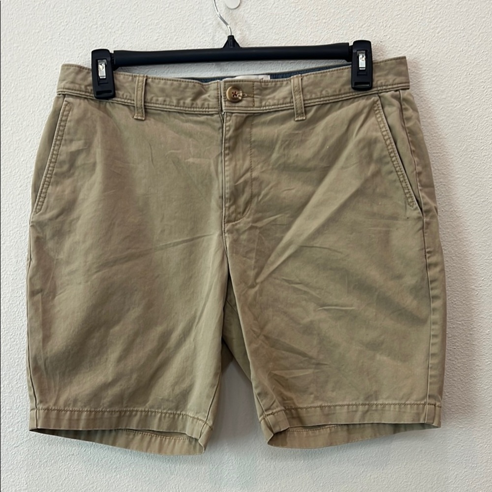 Original Penguin Tan Flat Front Chino Shorts Men’s 34  
100% Cotton Preppy